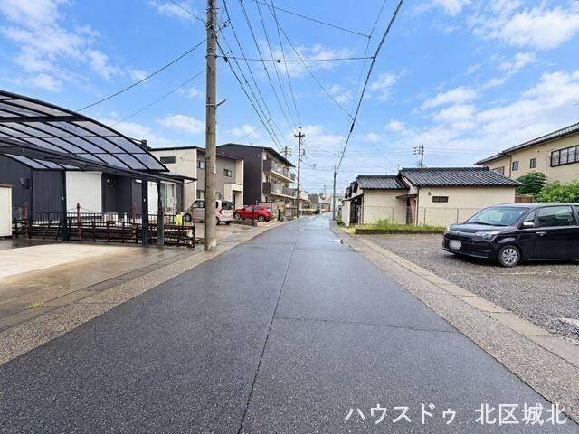 Thumbnail 4