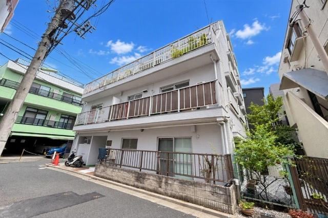 1LDK apartment in Setagaya Ward, Tokyo - Photo 1