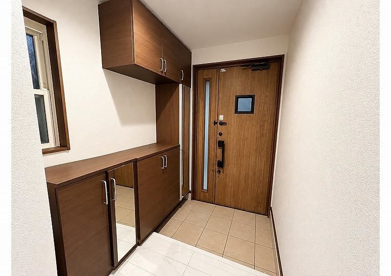 5LDK house in Suita, Osaka - Photo 1