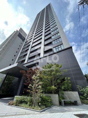 2LDK apartment in Chuo Ward, Osaka - Photo 1