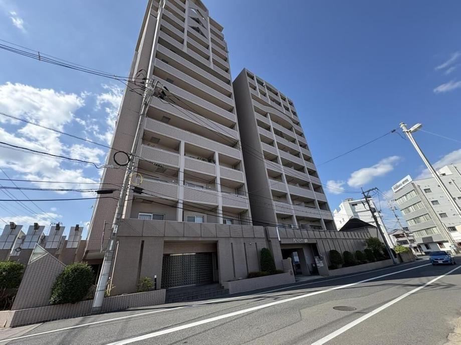 2LDK apartment in Fukuyama, Hiroshima - Photo 1