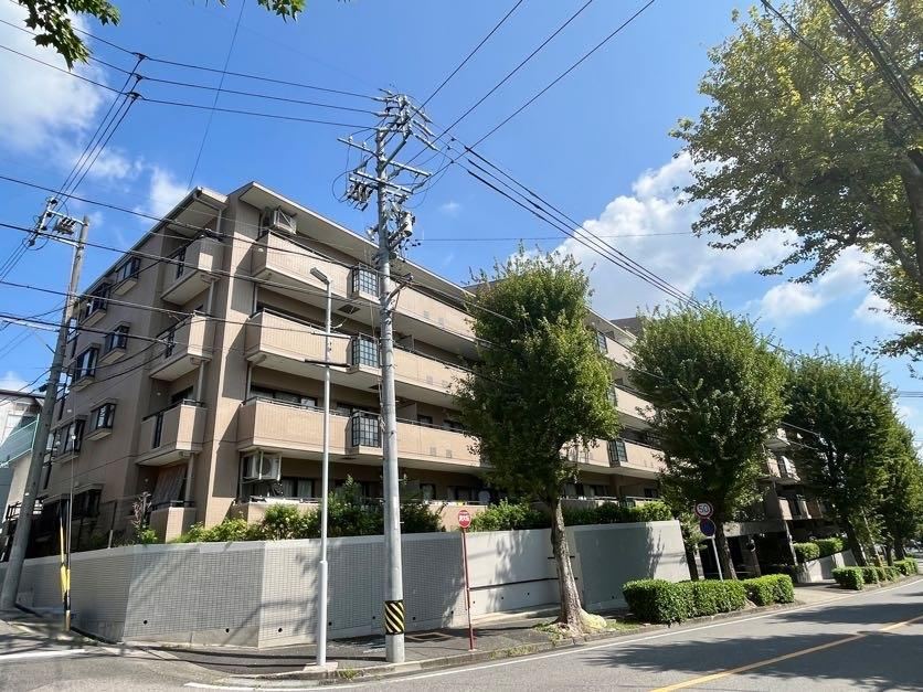 3LDK apartment in Meito Ward, Nagoya, Aichi - Photo 1