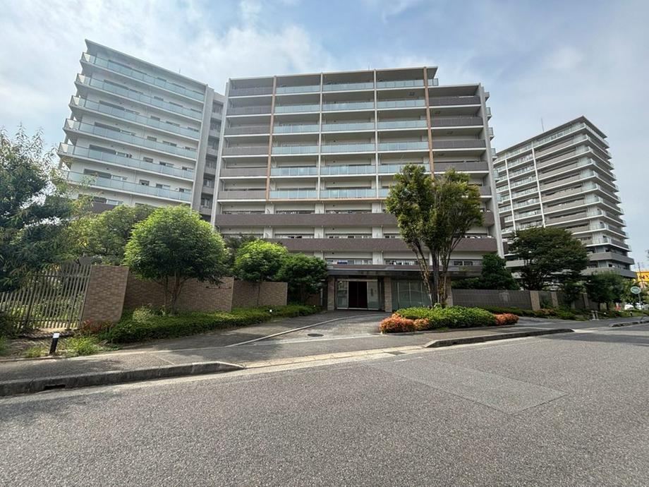3LDK apartment in Inazawa, Aichi - Photo 1