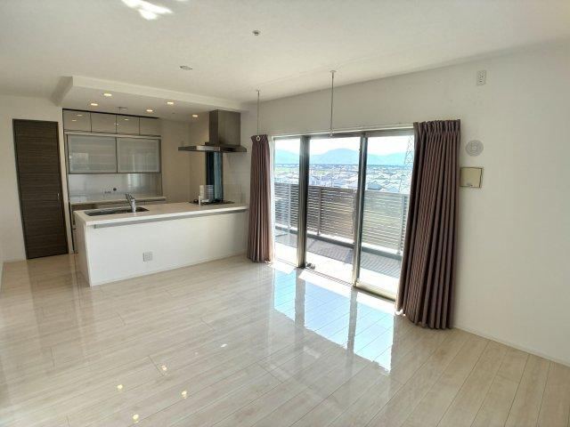 3LDK apartment in Itoshima, Fukuoka - Photo 1