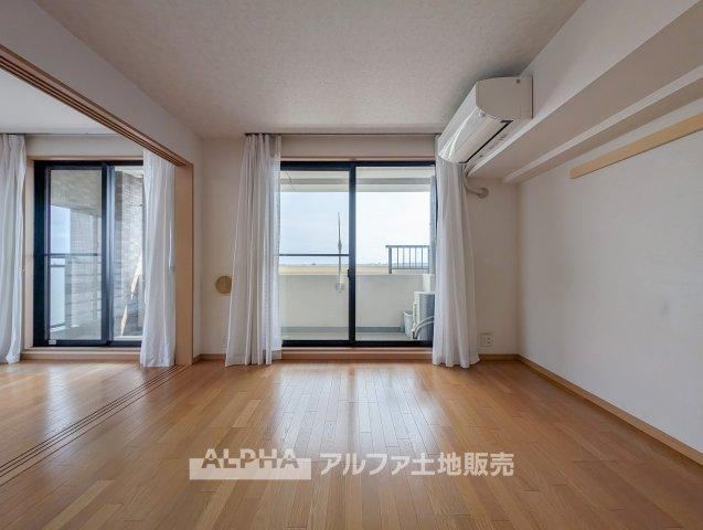 3LDK apartment in Fussa, Tokyo - Photo 1