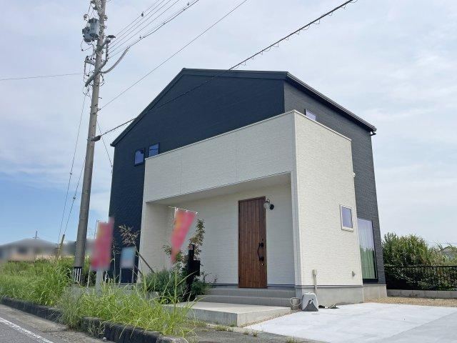 4LDK house in Suzuka, Mie - Photo 1