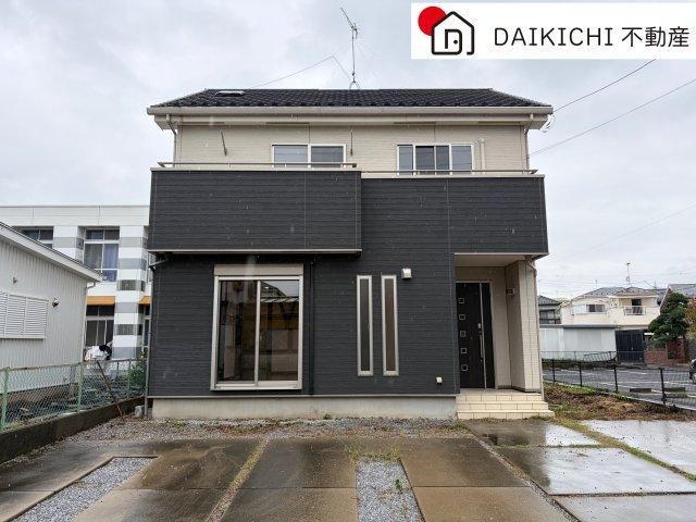 4LDK house in Kuki, Saitama - Photo 1