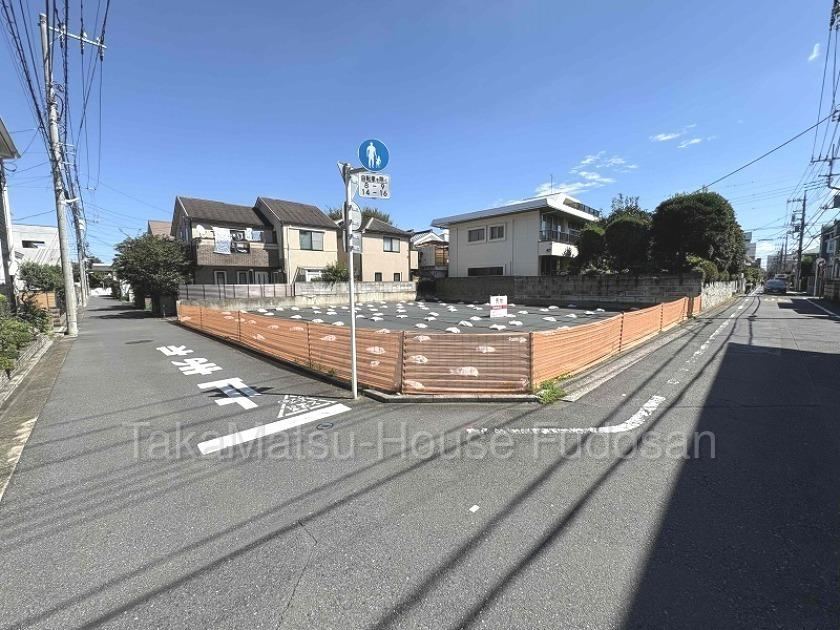 325 m² land in Musashino, Tokyo - Photo 1