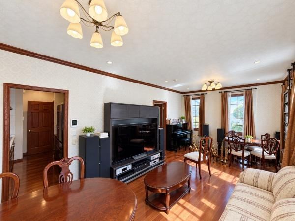 4LDK house in Inzai, Chiba - Photo 1