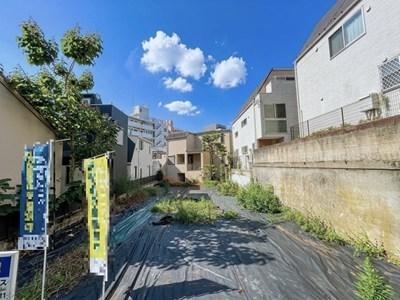 194 m² land in Minato Ward, Tokyo - Photo 1
