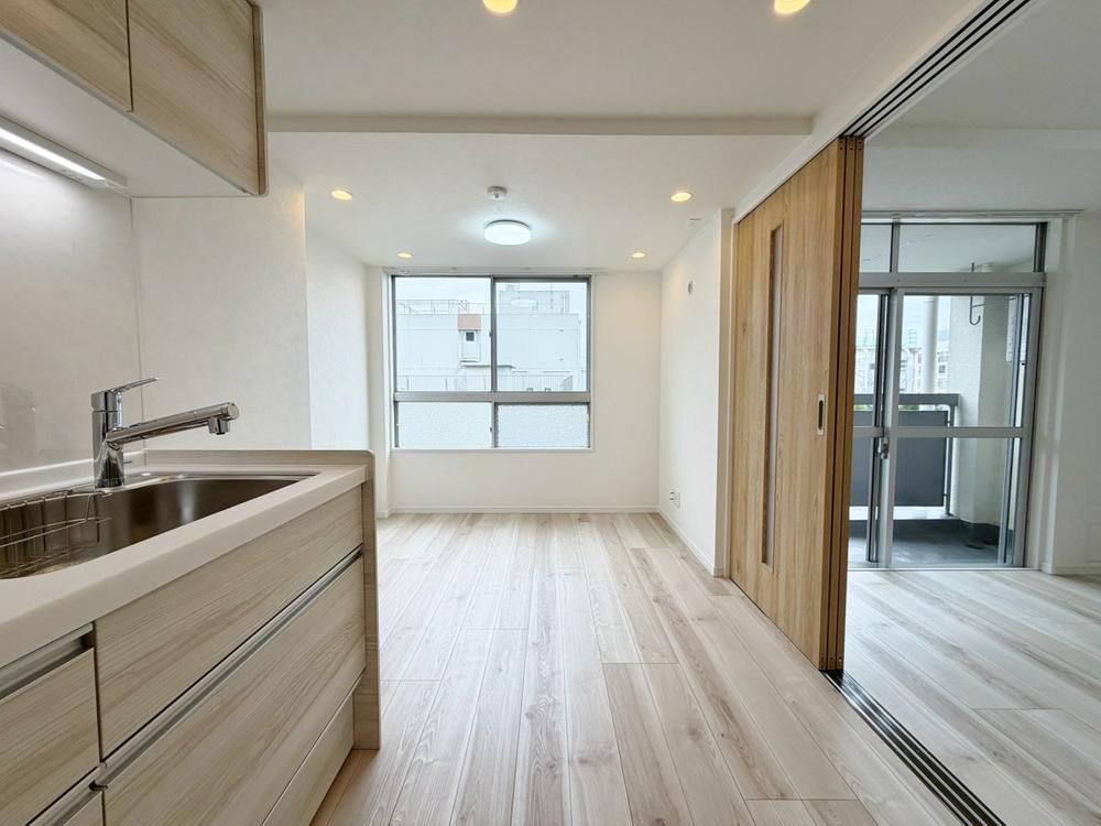 2DK apartment in Toshima Ward, Tokyo - Photo 1