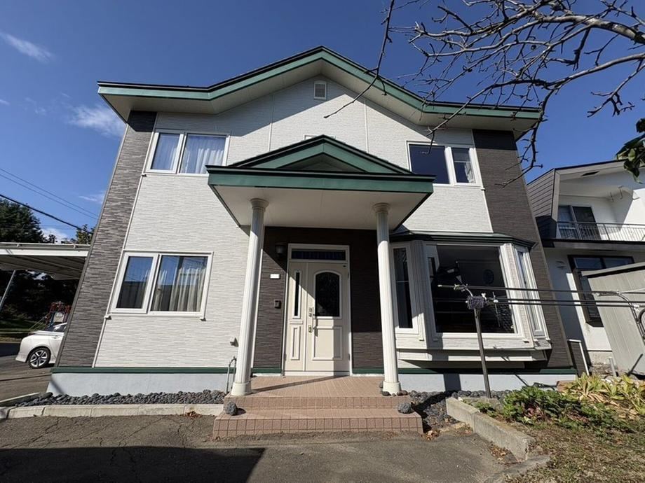 4LDK house in Obihiro, Hokkaido - Photo 1