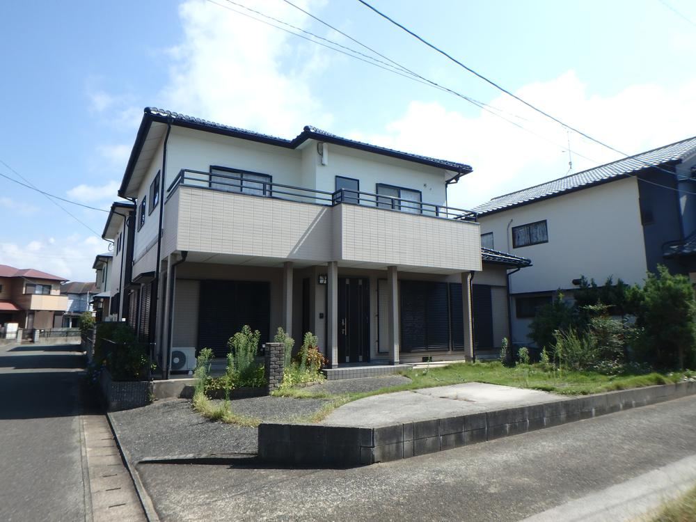 5LDK house in Fukutsu, Fukuoka - Photo 1