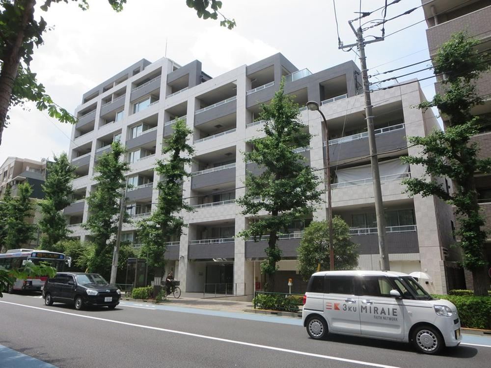 1LDK apartment in Setagaya Ward, Tokyo - Photo 1