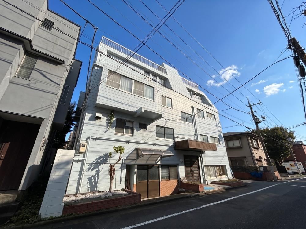 2LDK apartment in Nerima Ward, Tokyo - Photo 1