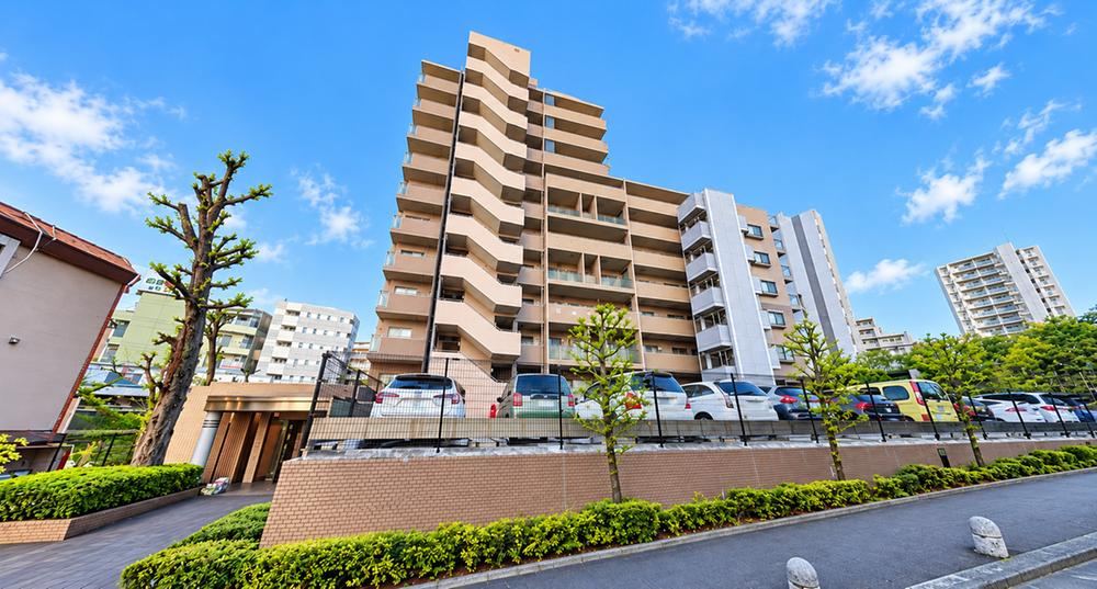 3LDK apartment in Minami Ward, Sagamihara, Kanagawa - Photo 1