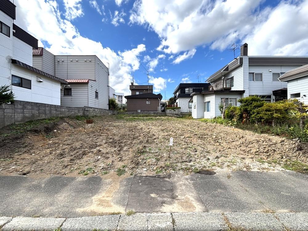 232 m² land in Toyohira Ward, Sapporo, Hokkaido - Photo 1