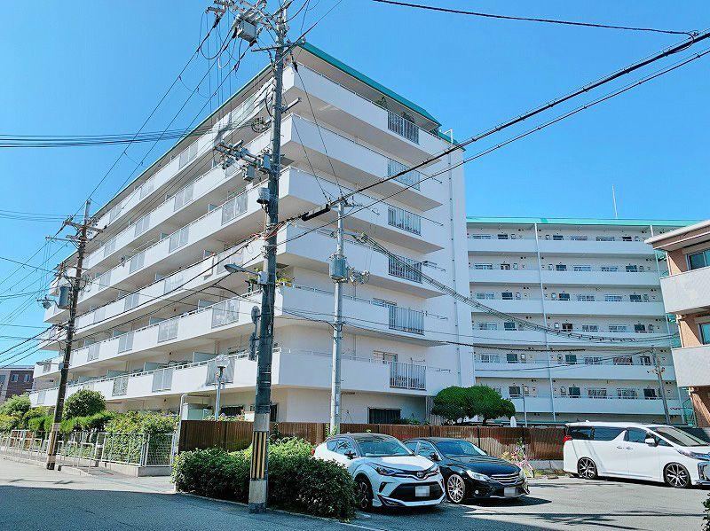 3LDK apartment in Yodogawa Ward, Osaka - Photo 1