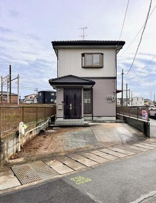3LDK house in Suruga Ward, Shizuoka - Photo 1