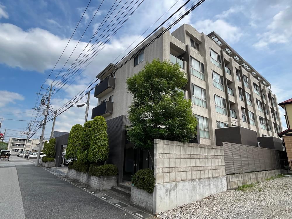 3LDK apartment in Kawaguchi, Saitama - Photo 1