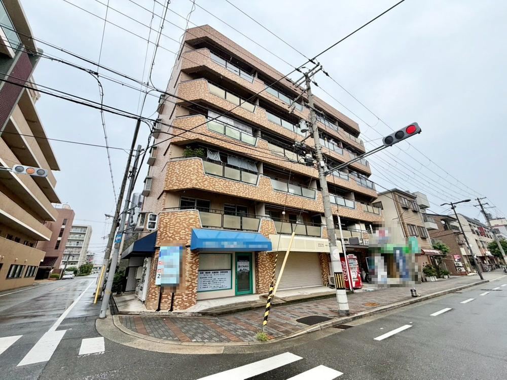 2DK apartment in Sumiyoshi Ward, Osaka - Photo 1