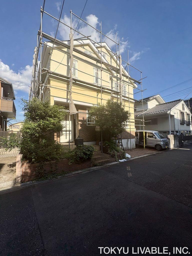 5LDK house in Yamato, Kanagawa - Photo 1