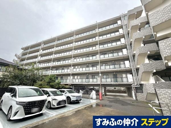 2LDK+S apartment in Koshigaya, Saitama - Photo 1
