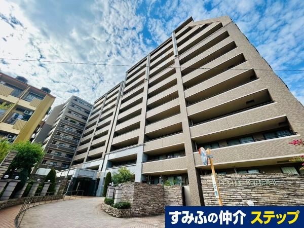 4LDK apartment in Nishi Ward, Fukuoka - Photo 1