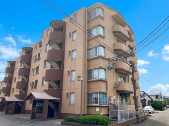 3LDK apartment in Anjo