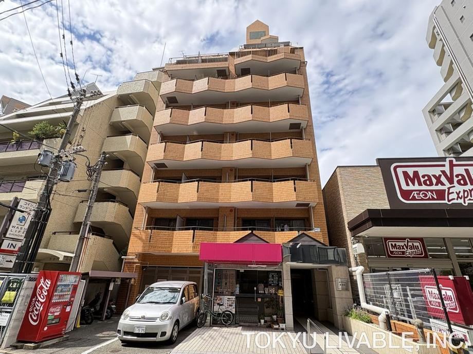 studio apartment in Chuo Ward, Fukuoka - Photo 1