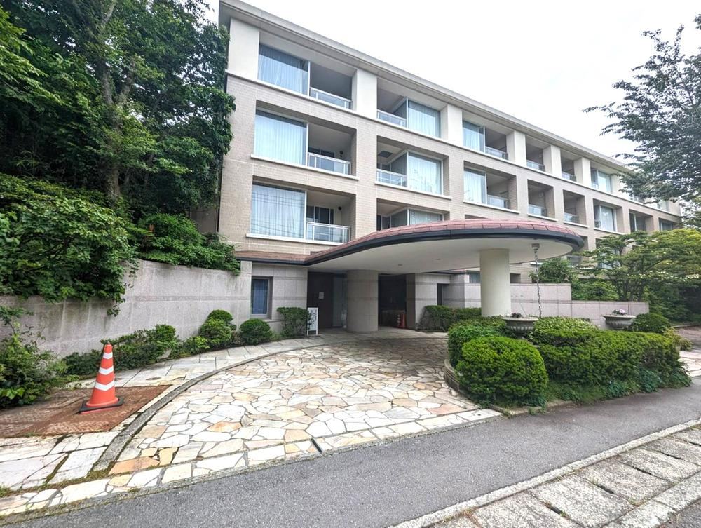 2LDK apartment in Hakone, Ashigarashimo District, Kanagawa - Photo 1