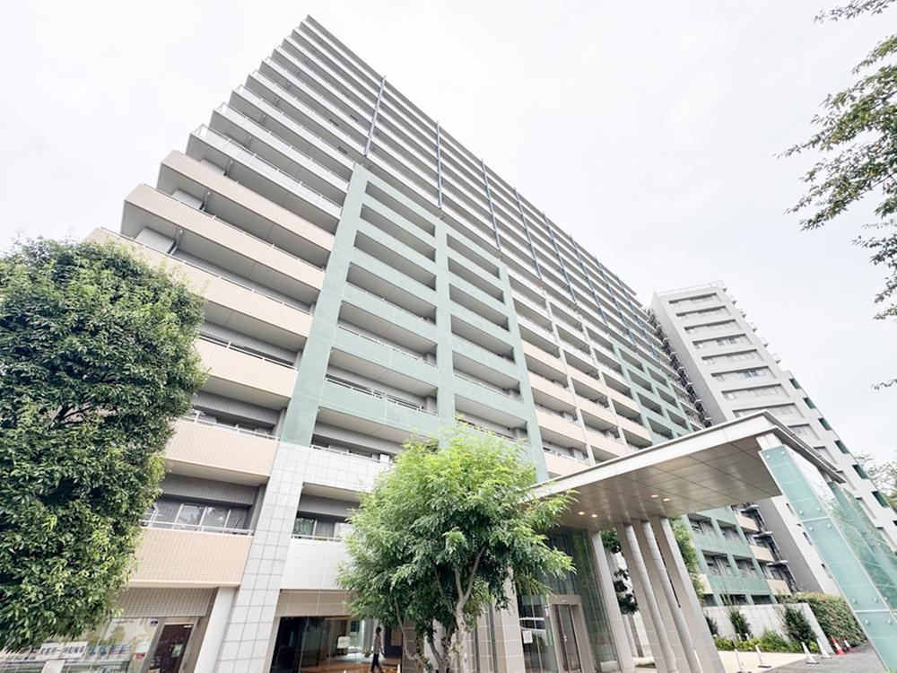 3LDK apartment in Tama, Tokyo - Photo 1