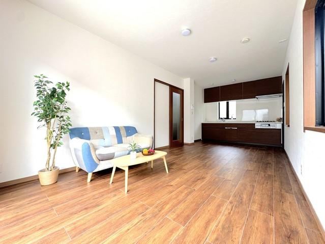 5LDK house in Ichikawa, Chiba - Photo 1