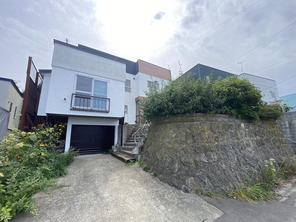 4LDK house in Otaru, Hokkaido - Photo 1