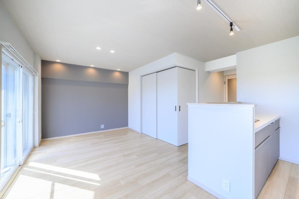 2LDK apartment in Higashinada Ward, Kobe, Hyogo - Photo 1