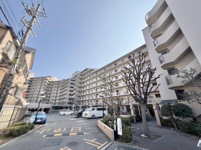 3LDK apartment in Kita Ward, Sakai, Osaka - Photo 1