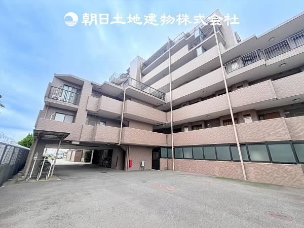 3LDK+S apartment in Isehara, Kanagawa - Photo 1