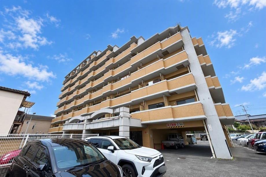 3LDK apartment in Kasuga, Fukuoka - Photo 1