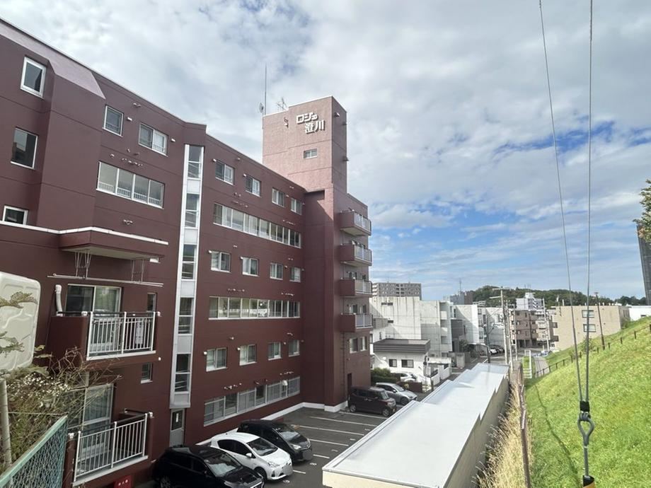 3LDK apartment in Minami Ward, Sapporo, Hokkaido - Photo 1
