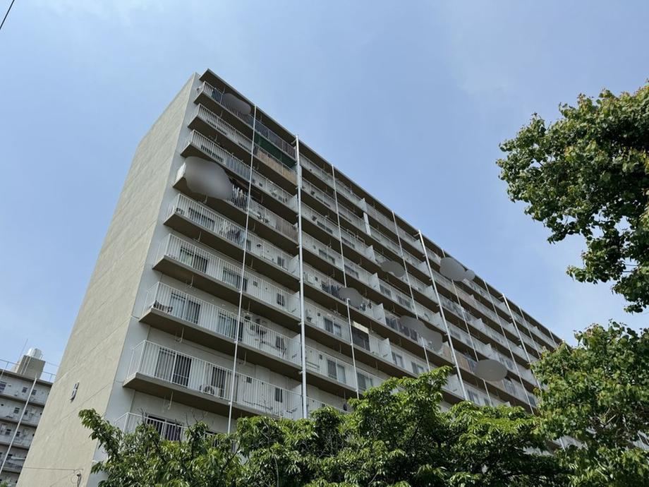 2DK apartment in Yodogawa Ward, Osaka - Photo 1