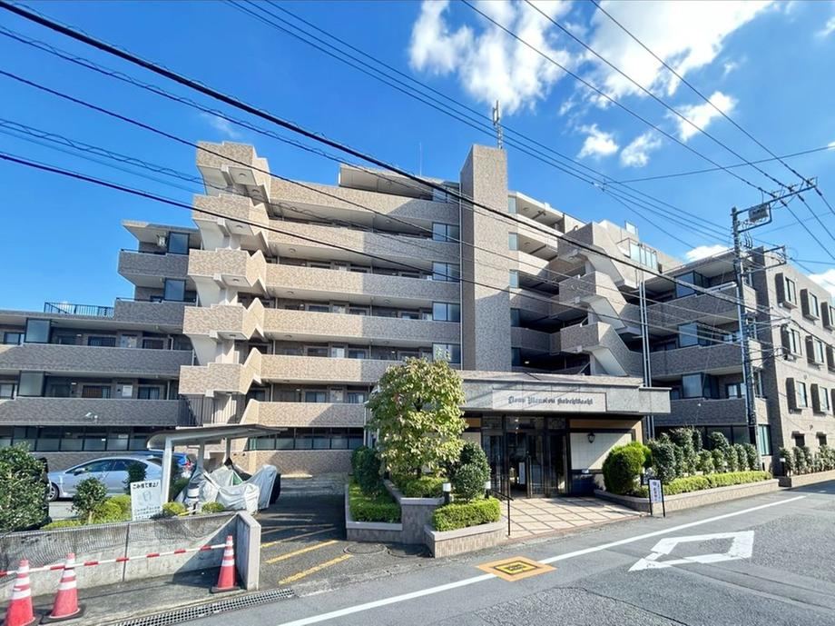 3LDK apartment in Ome, Tokyo - Photo 1