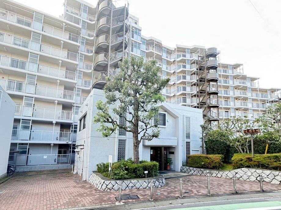 4LDK apartment in Ome, Tokyo - Photo 1