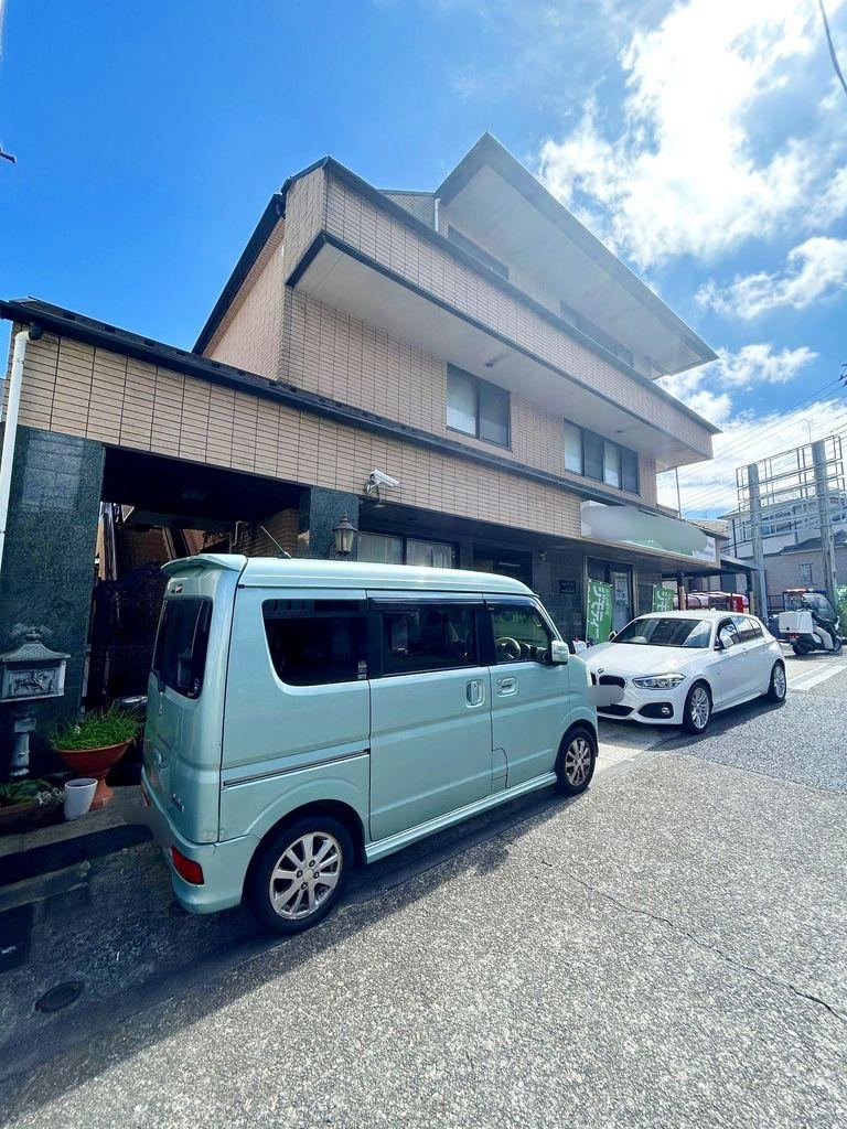 6LDK+S house in Machida, Tokyo - Photo 1