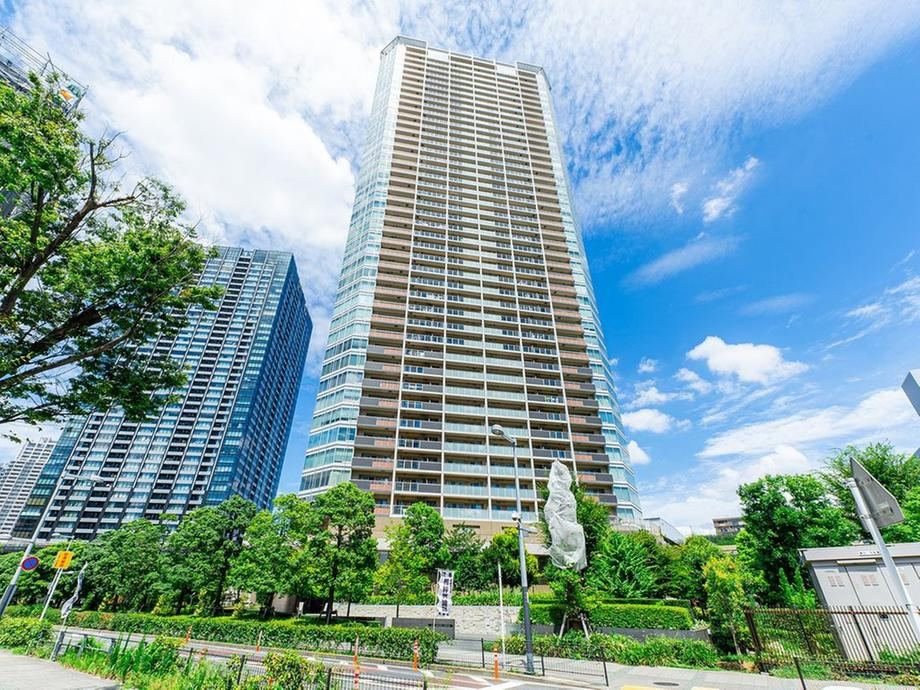 2LDK apartment in Koto Ward, Tokyo - Photo 1