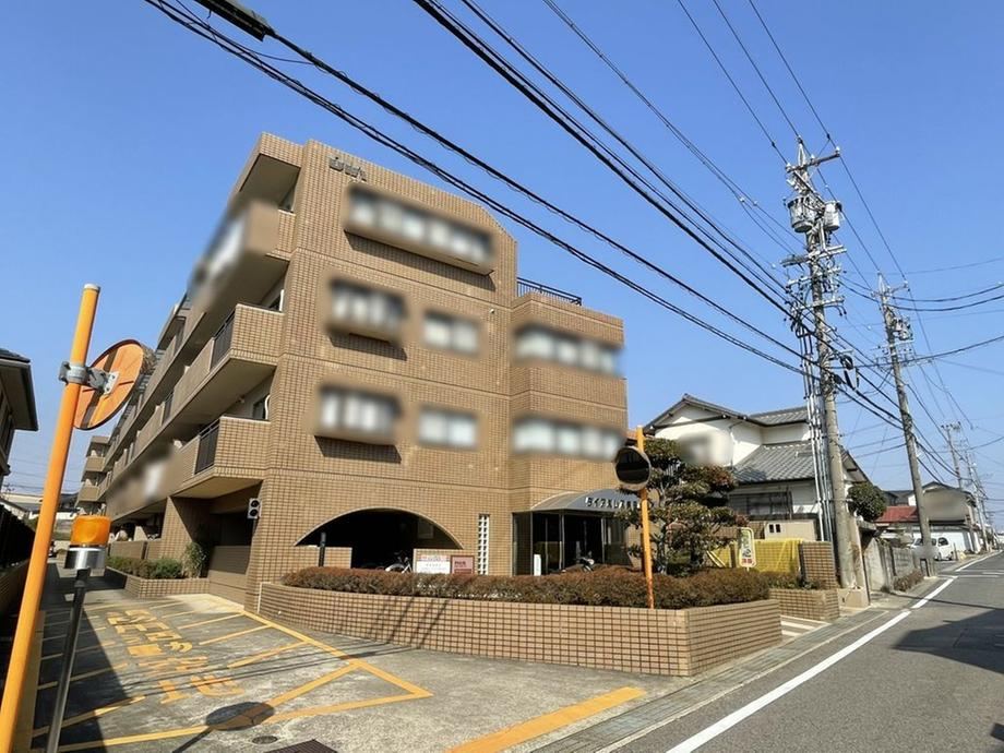3LDK apartment in Toyota, Aichi - Photo 1