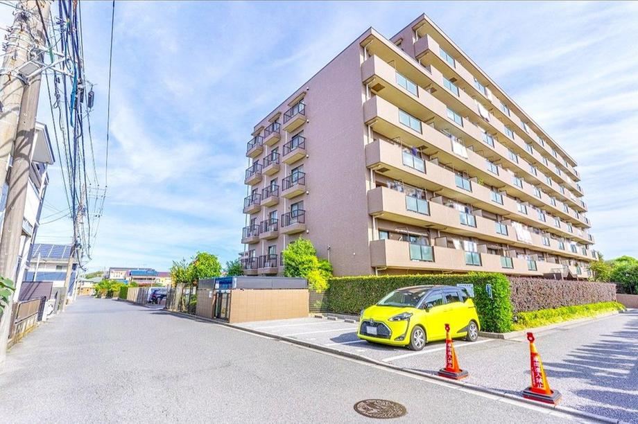 3LDK apartment in Funabashi, Chiba - Photo 1