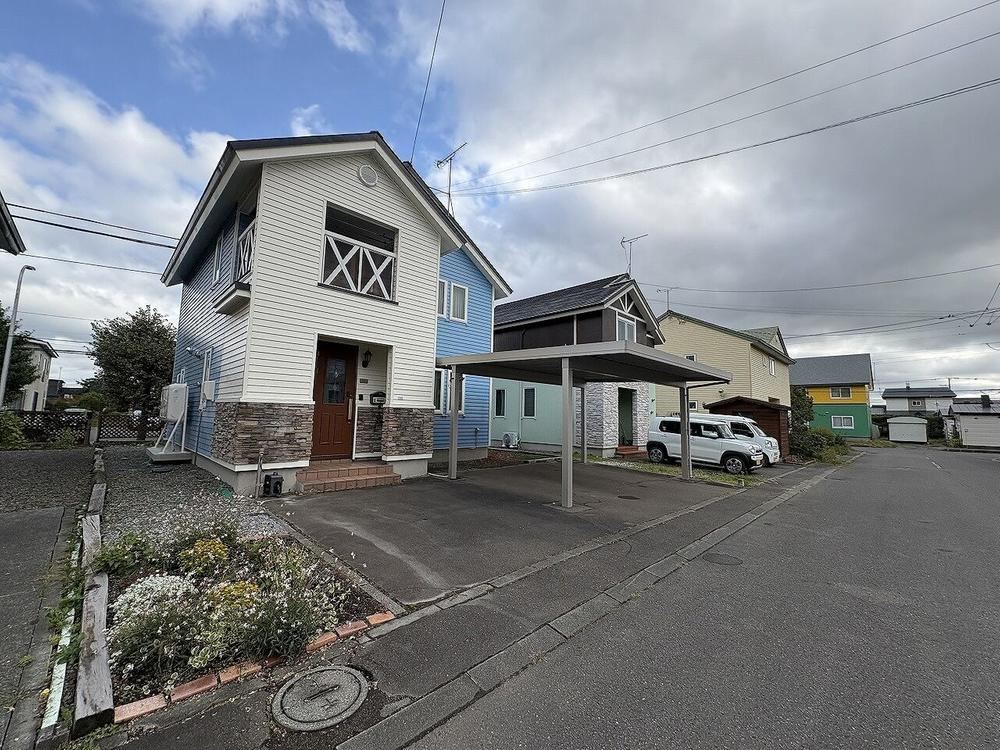 3LDK house in Chitose, Hokkaido - Photo 1