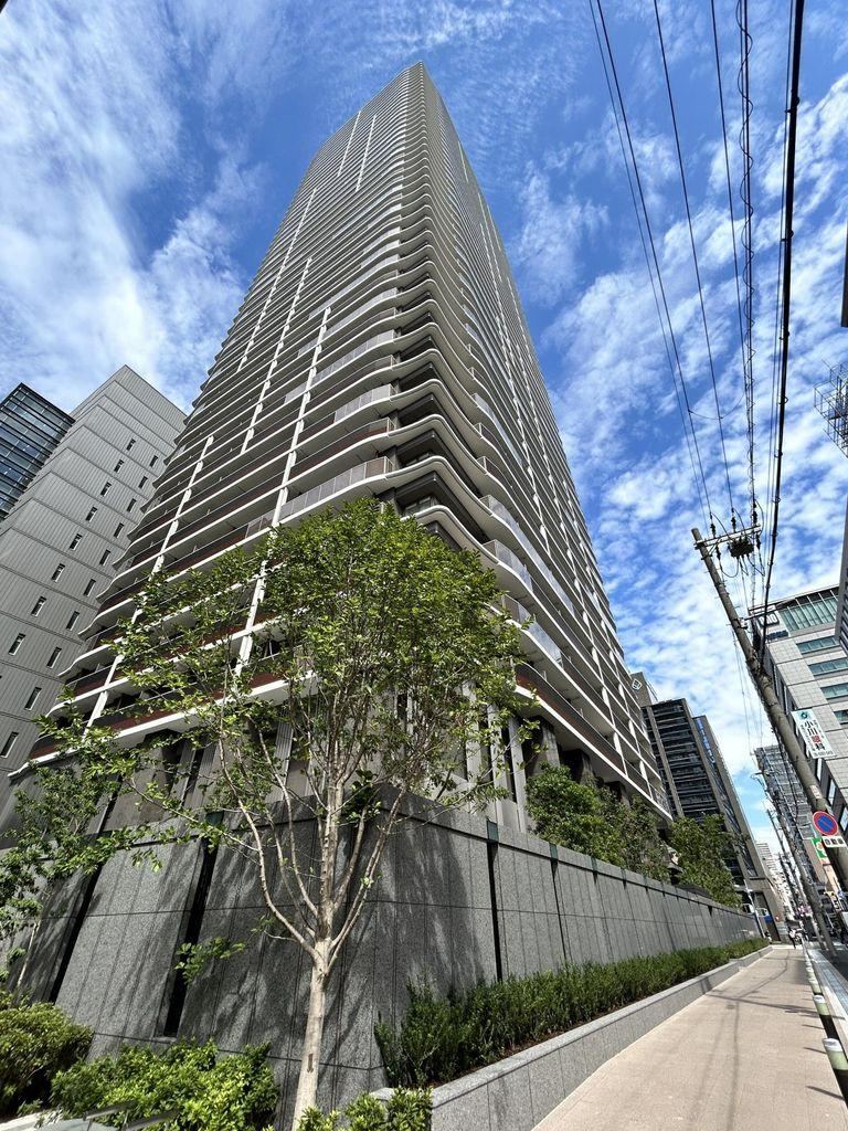 2LDK apartment in Chuo Ward, Osaka - Photo 1