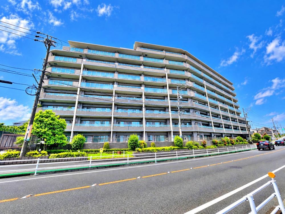 4LDK apartment in Toyota, Aichi - Photo 1