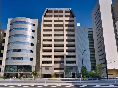 3LDK apartment in Minato Ward, Tokyo - Photo 1